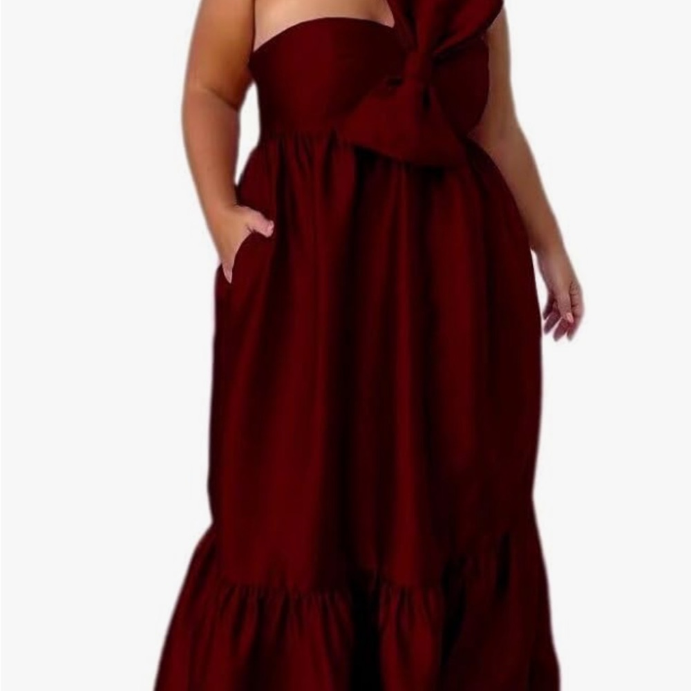 NWOT Burgundy Strapless Dress With Bow